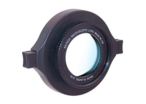 Close-up lens by the manufacturer Raynox